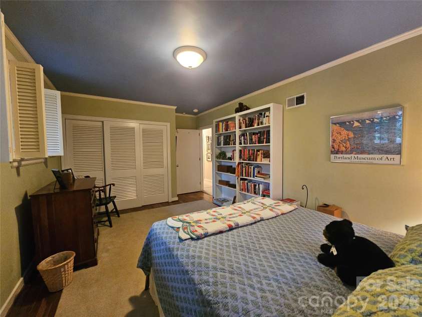 125 Hillside Drive, Shelby, NC 28150.  MLS# CAR4345337, YatesRealty ID 11484. 