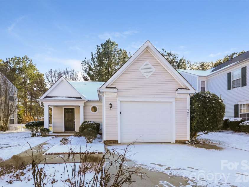 5022 Silabert Avenue, Charlotte, NC 28205.  MLS# CAR4367663, YatesRealty ID 11485. Front exterior