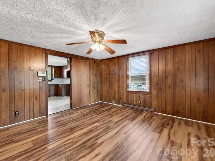 199 Mckinnon Avenue, Concord, NC 28025.  MLS# CAR4359449, YatesRealty ID 11486. 
