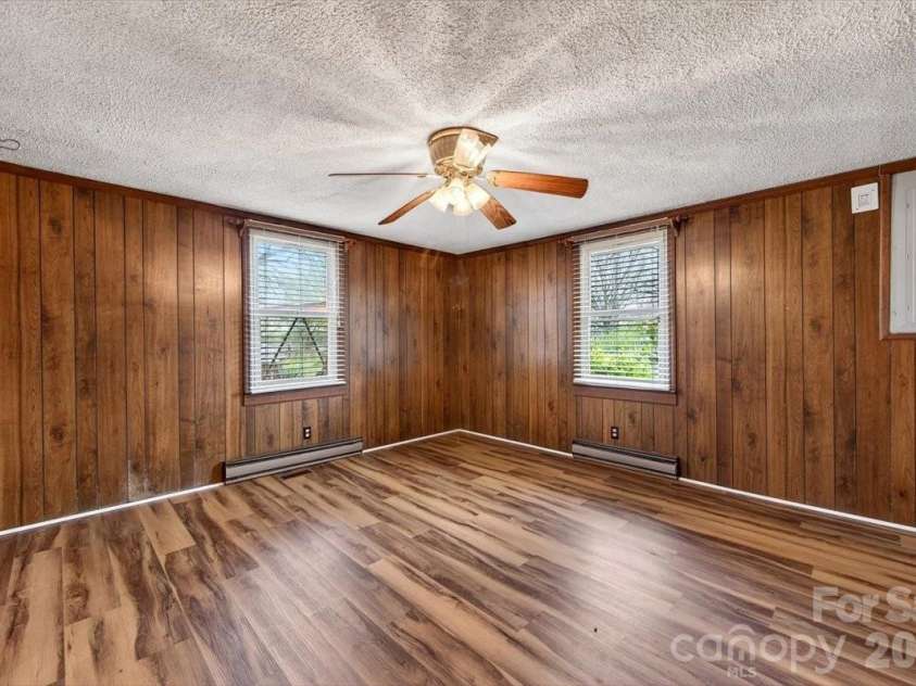199 Mckinnon Avenue, Concord, NC 28025.  MLS# CAR4359449, YatesRealty ID 11486. 
