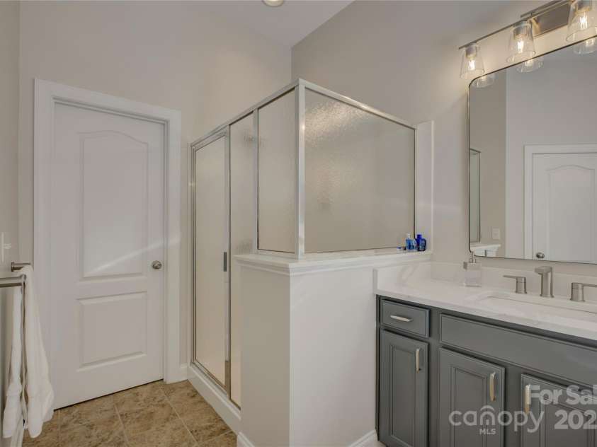 9810 Daufuskie Drive, Charlotte, NC 28278.  MLS# CAR4247189, YatesRealty ID 11486. 