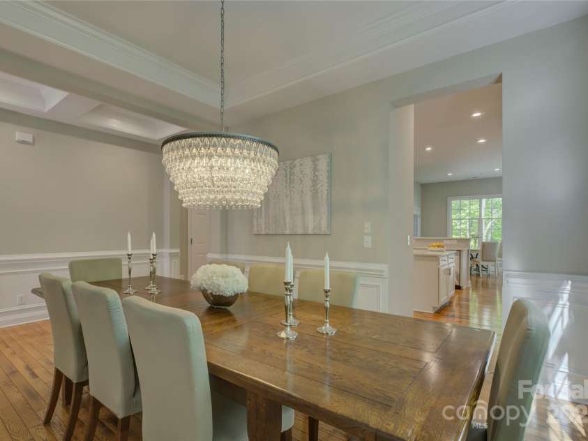9810 Daufuskie Drive, Charlotte, NC 28278.  MLS# CAR4247189, YatesRealty ID 11486. 