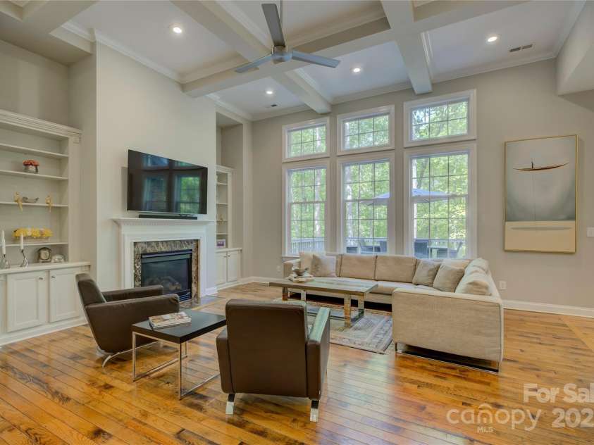9810 Daufuskie Drive, Charlotte, NC 28278.  MLS# CAR4247189, YatesRealty ID 11486. 