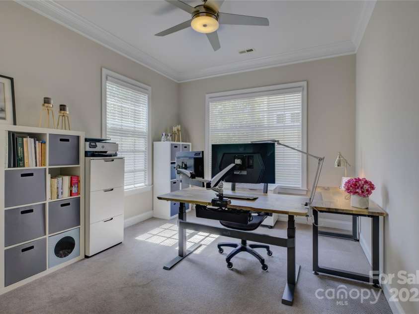 9810 Daufuskie Drive, Charlotte, NC 28278.  MLS# CAR4247189, YatesRealty ID 11486. Office on the main