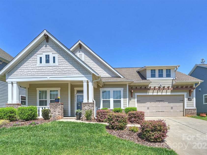 10378 Ambercrest Court, Huntersville, NC 28078.  MLS# CAR4245929, YatesRealty ID 11487. 