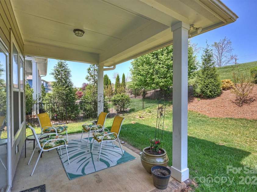 10378 Ambercrest Court, Huntersville, NC 28078.  MLS# CAR4245929, YatesRealty ID 11487. 