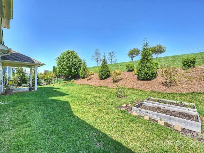 10378 Ambercrest Court, Huntersville, NC 28078.  MLS# CAR4245929, YatesRealty ID 11487. 