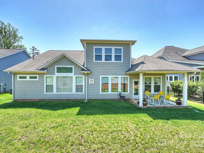 10378 Ambercrest Court, Huntersville, NC 28078.  MLS# CAR4245929, YatesRealty ID 11487. 