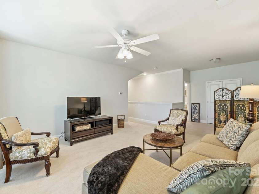 10378 Ambercrest Court, Huntersville, NC 28078.  MLS# CAR4245929, YatesRealty ID 11487. Bonus