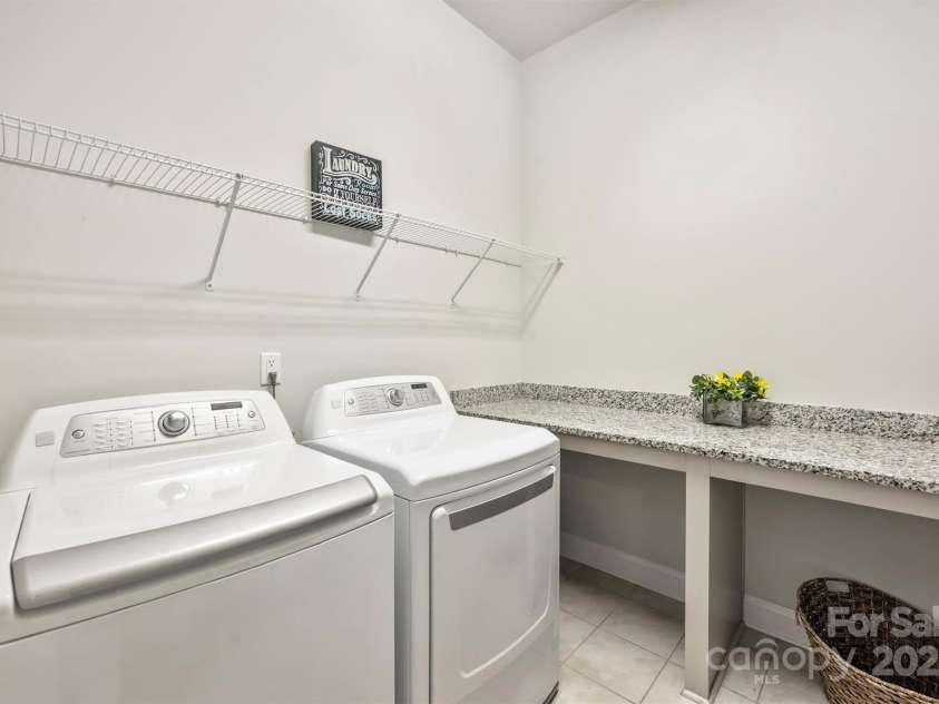 10378 Ambercrest Court, Huntersville, NC 28078.  MLS# CAR4245929, YatesRealty ID 11487. Laundry Room Main Level
