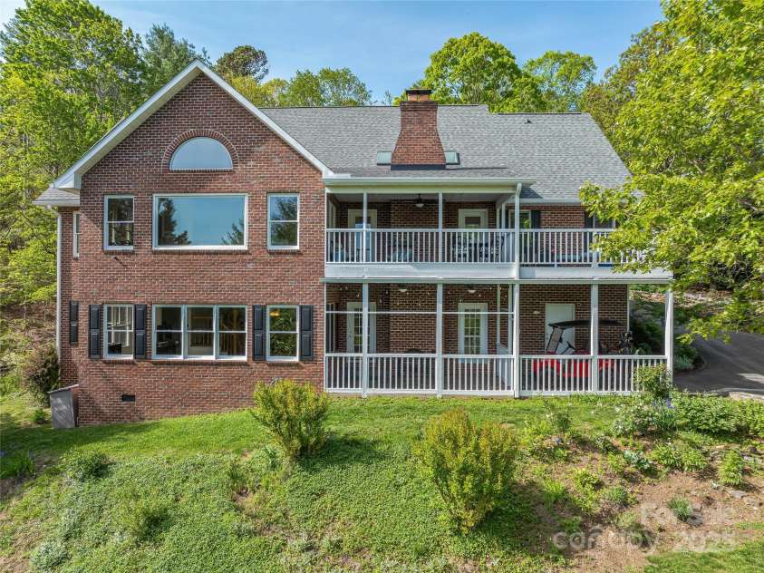50 Hillcrest Drive, Weaverville, NC 28787.  MLS# CAR4252003, YatesRealty ID 11488. 