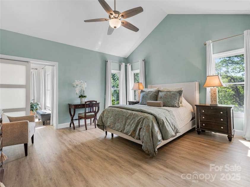 50 Hillcrest Drive, Weaverville, NC 28787.  MLS# CAR4252003, YatesRealty ID 11488. 