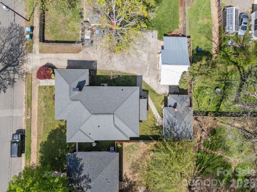 112 Steele Street, Salisbury, NC 28144.  MLS# CAR4360441, YatesRealty ID 11489. 