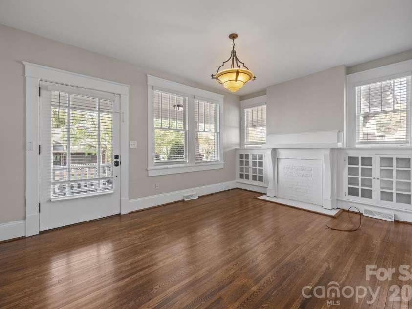 112 Steele Street, Salisbury, NC 28144.  MLS# CAR4360441, YatesRealty ID 11489. 