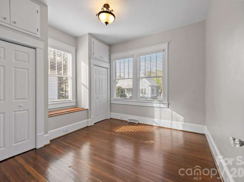 112 Steele Street, Salisbury, NC 28144.  MLS# CAR4360441, YatesRealty ID 11489. 