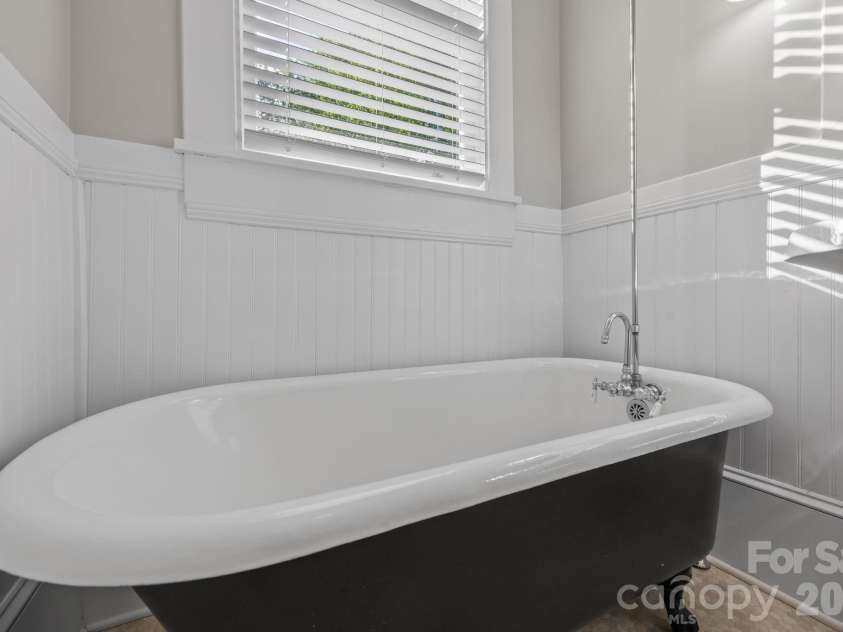 112 Steele Street, Salisbury, NC 28144.  MLS# CAR4360441, YatesRealty ID 11489. 