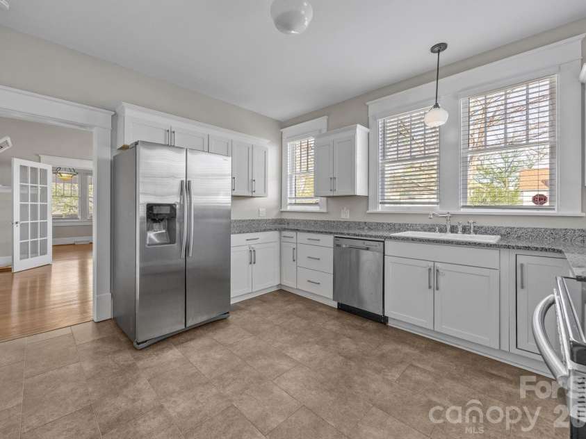 112 Steele Street, Salisbury, NC 28144.  MLS# CAR4360441, YatesRealty ID 11489. 