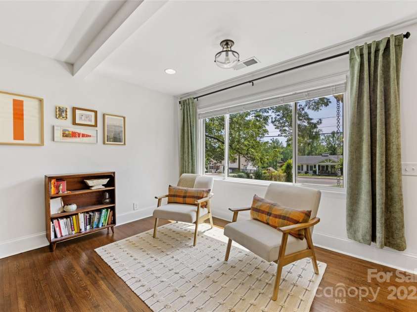 2933 Hilliard Drive, Charlotte, NC 28205.  MLS# CAR4252267, YatesRealty ID 11489. 