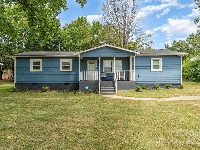 1345 Old Salisbury Road, Statesville, NC 28625.  MLS# CAR4280147, YatesRealty ID 1149. 