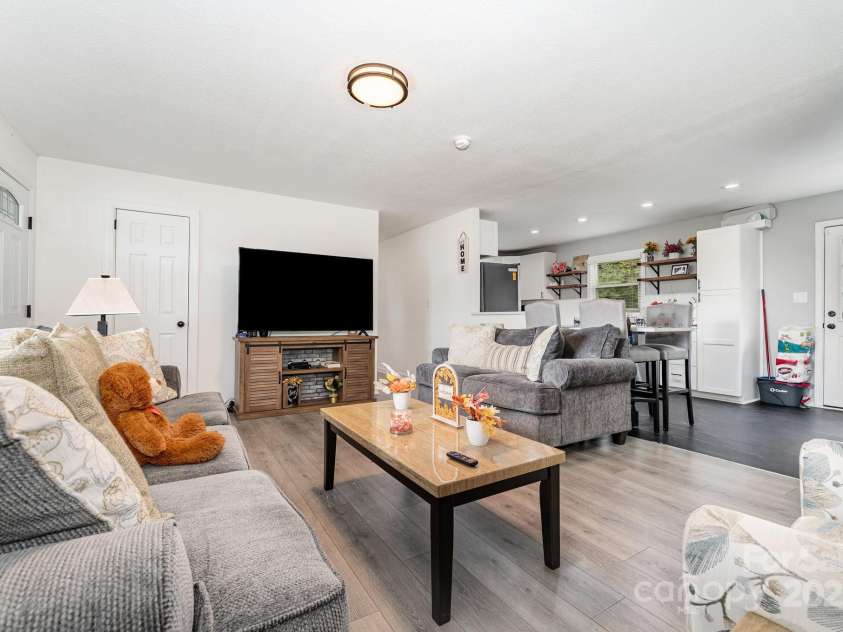 1345 Old Salisbury Road, Statesville, NC 28625.  MLS# CAR4280147, YatesRealty ID 1149. 