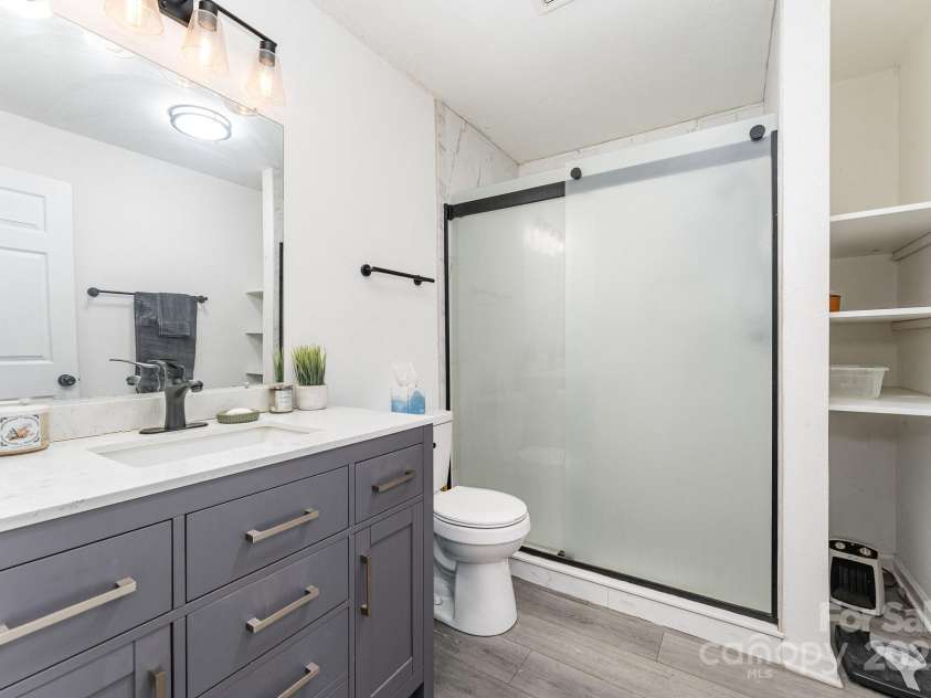 1345 Old Salisbury Road, Statesville, NC 28625.  MLS# CAR4280147, YatesRealty ID 1149. 