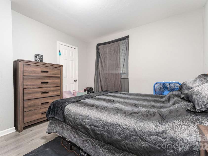 1345 Old Salisbury Road, Statesville, NC 28625.  MLS# CAR4280147, YatesRealty ID 1149. 