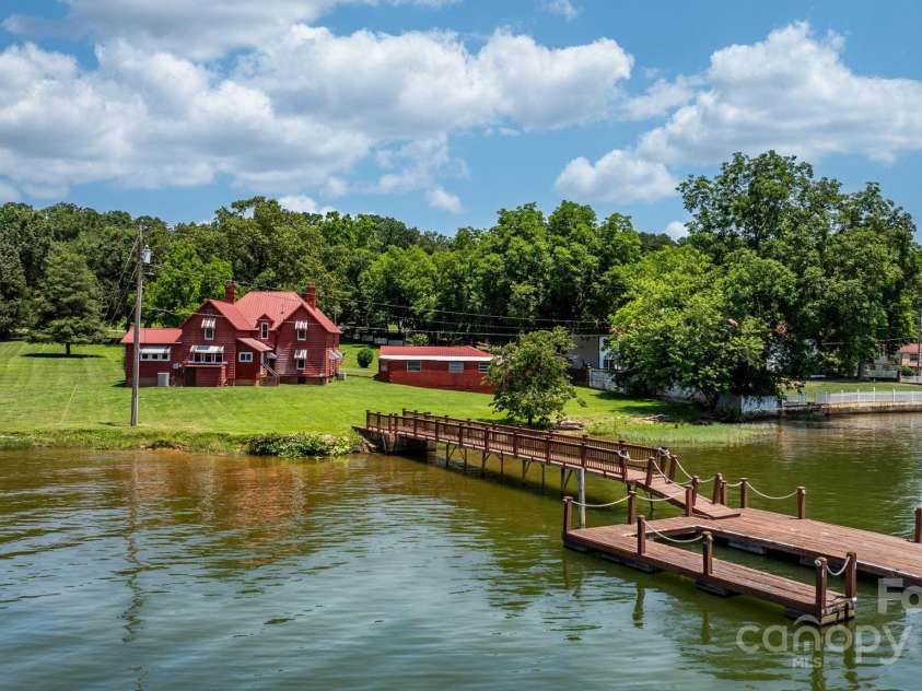 237 Shiloh Church Road, Hickory, NC 28601.  MLS# CAR4275859, YatesRealty ID 1149. 