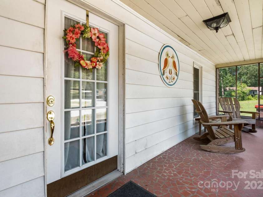 237 Shiloh Church Road, Hickory, NC 28601.  MLS# CAR4275859, YatesRealty ID 1149. 