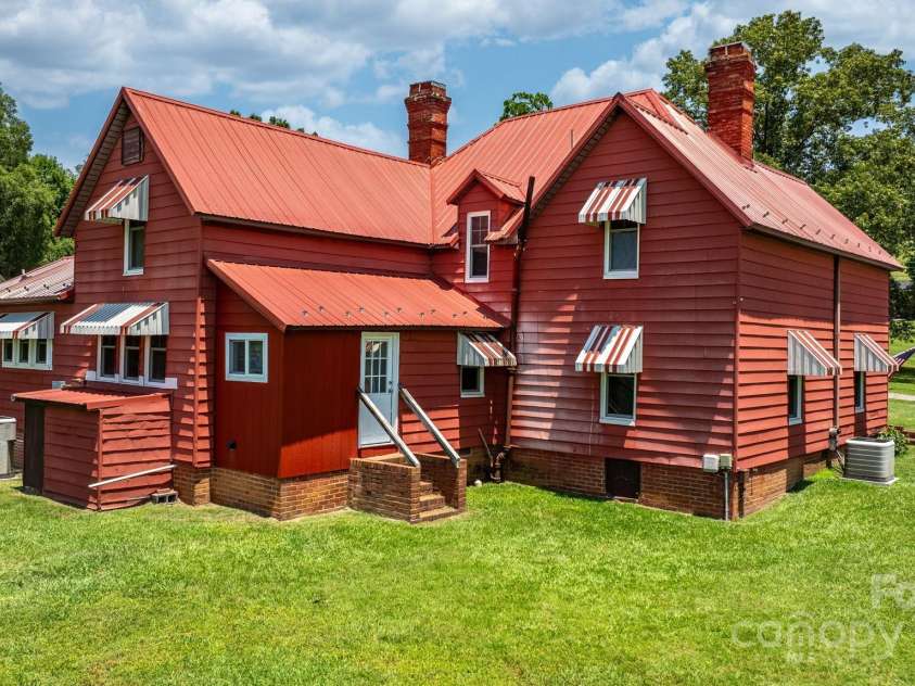 237 Shiloh Church Road, Hickory, NC 28601.  MLS# CAR4275859, YatesRealty ID 1149. 