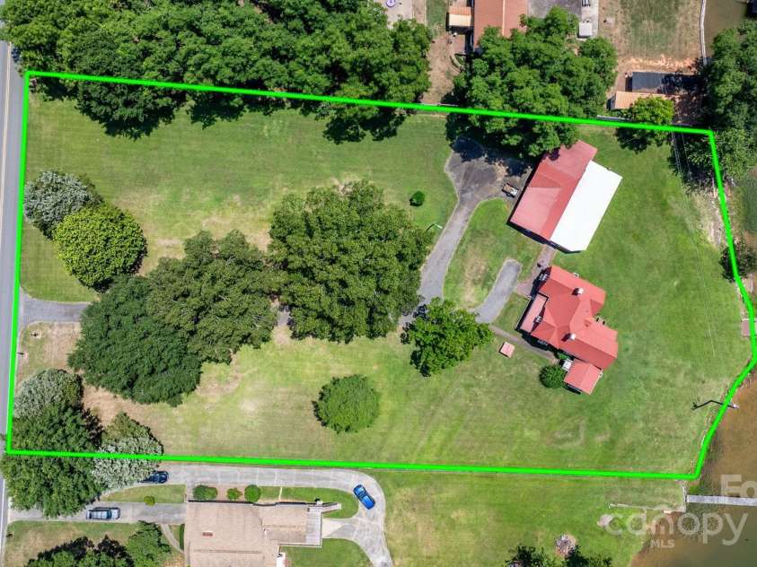 237 Shiloh Church Road, Hickory, NC 28601.  MLS# CAR4275859, YatesRealty ID 1149. 