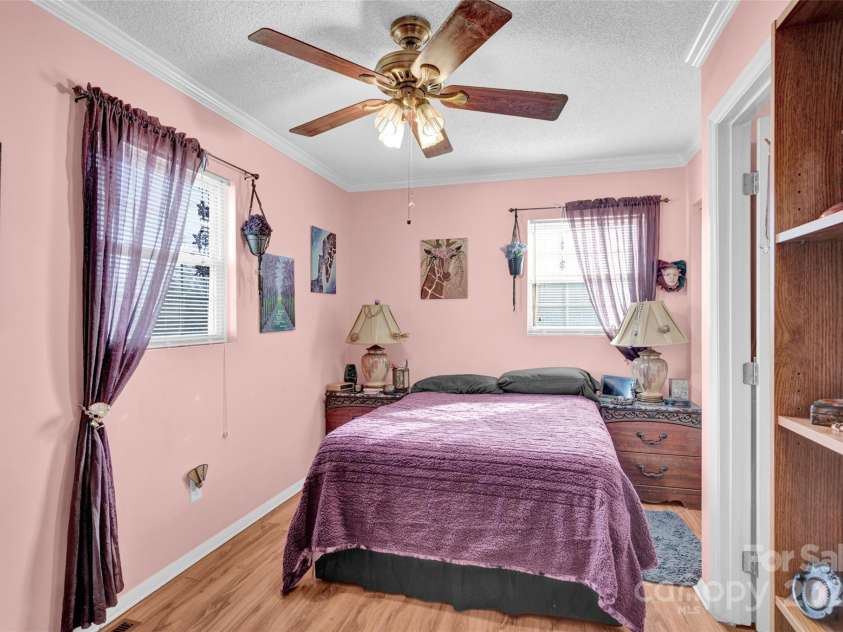 45 Sunderland Road, Concord, NC 28027.  MLS# CAR4208241, YatesRealty ID 1149. 