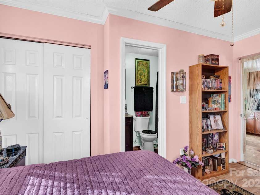 45 Sunderland Road, Concord, NC 28027.  MLS# CAR4208241, YatesRealty ID 1149. 