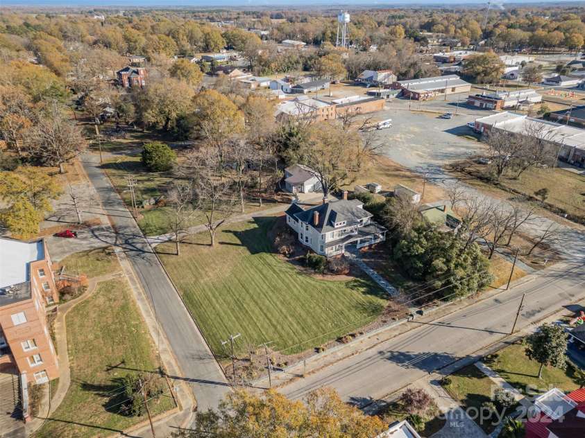 318 Elm Street, Marshville, NC 28103.  MLS# CAR4205783, YatesRealty ID 11490. 