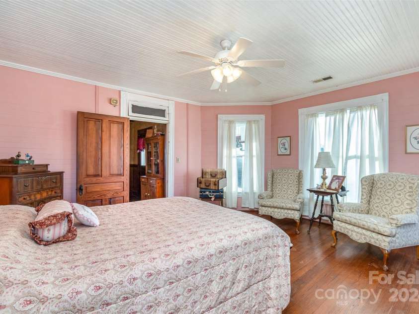 318 Elm Street, Marshville, NC 28103.  MLS# CAR4205783, YatesRealty ID 11490. 