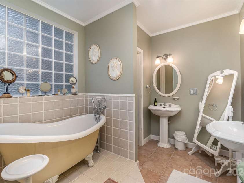 318 Elm Street, Marshville, NC 28103.  MLS# CAR4205783, YatesRealty ID 11490. 