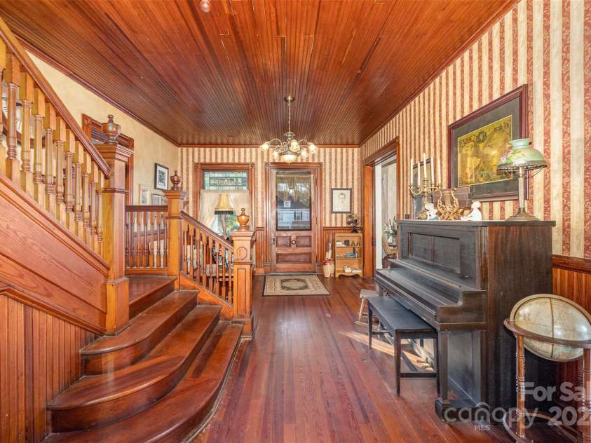 318 Elm Street, Marshville, NC 28103.  MLS# CAR4205783, YatesRealty ID 11490. Foyer