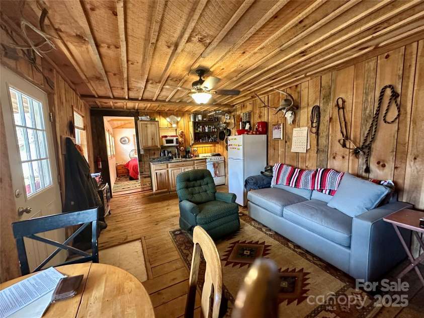 38 Buchanan Hill Road, Bakersville, NC 28705.  MLS# CAR4237916, YatesRealty ID 11490. 