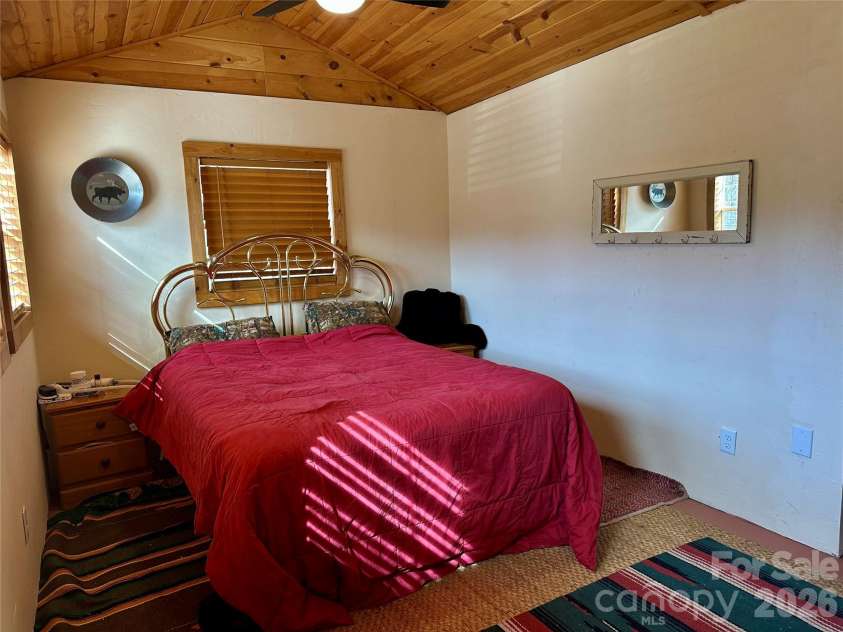 38 Buchanan Hill Road, Bakersville, NC 28705.  MLS# CAR4237916, YatesRealty ID 11490. 