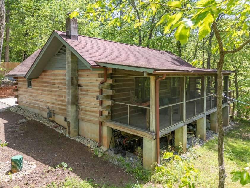 84 Bishop Lane, Mill Spring, NC 28756.  MLS# CAR4253625, YatesRealty ID 11496. 