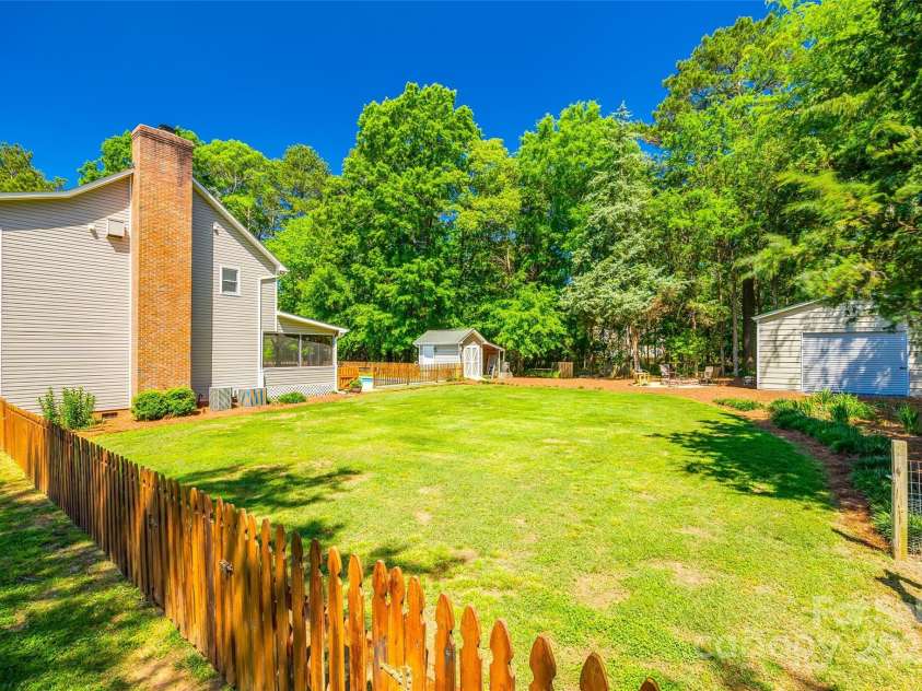 1355 Woodrun Court, Rock Hill, SC 29732.  MLS# CAR4256126, YatesRealty ID 11497. Large Fenced Yard