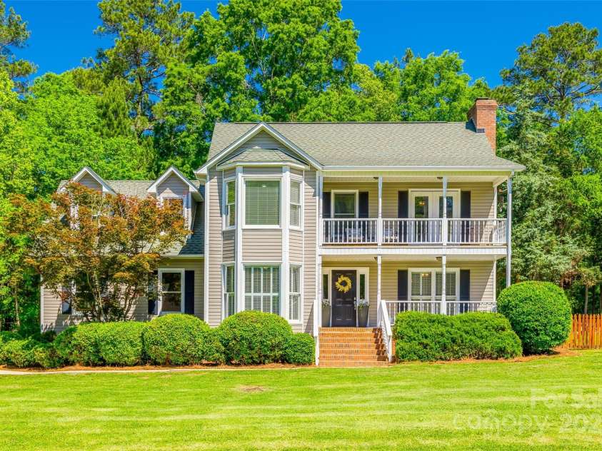 1355 Woodrun Court, Rock Hill, SC 29732.  MLS# CAR4256126, YatesRealty ID 11497. Welcome Home!