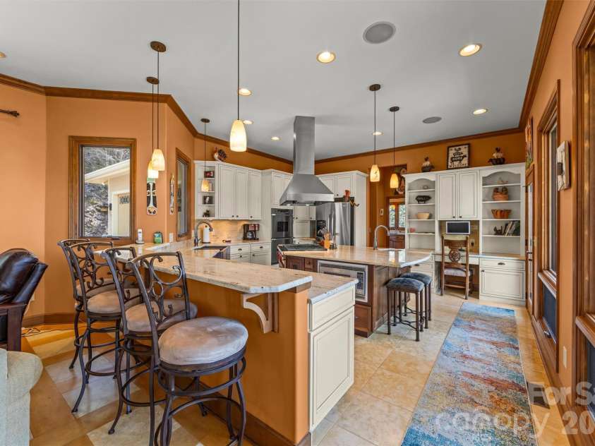 221 Connection Circle, Robbinsville, NC 28771.  MLS# CAR4369746, YatesRealty ID 11498. 
