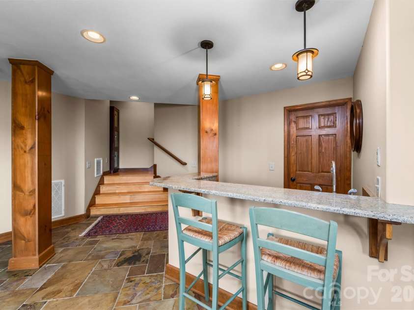 221 Connection Circle, Robbinsville, NC 28771.  MLS# CAR4369746, YatesRealty ID 11498. 