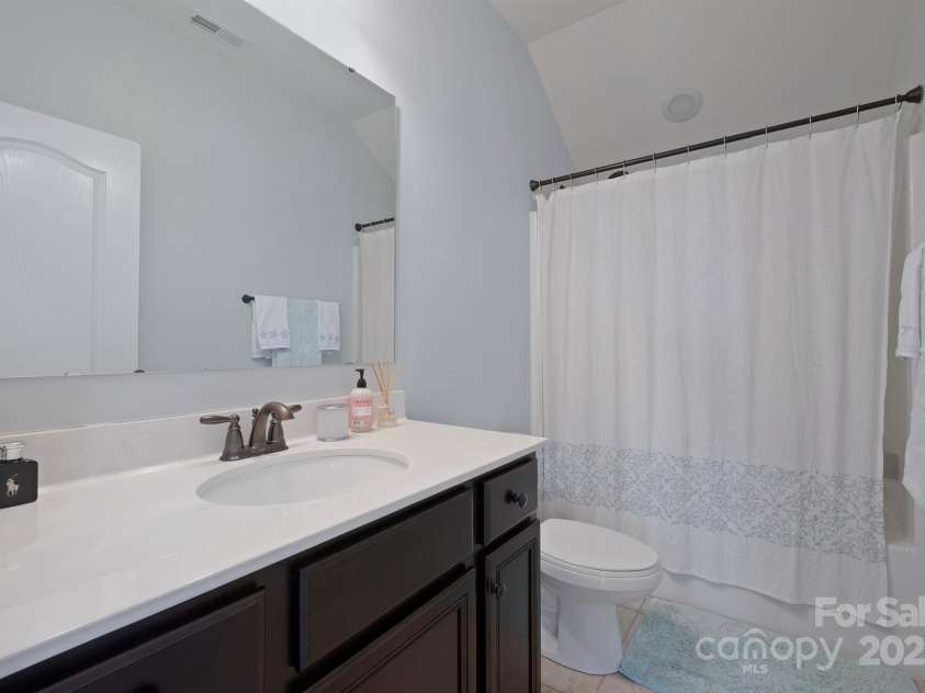 13115 Union Square Drive, Huntersville, NC 28078.  MLS# CAR4247415, YatesRealty ID 11499. Full bath upstairs for both Bedrooms to utilize and the bonus area