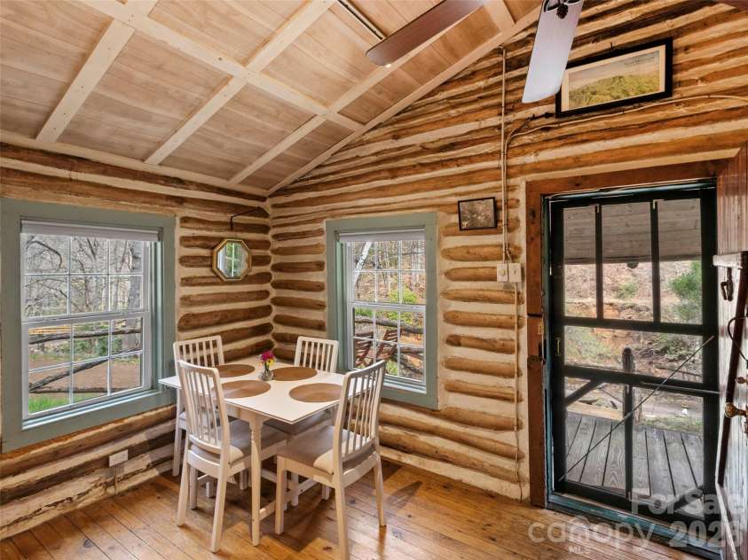 142 Cold Spring Road, Burnsville, NC 28714.  MLS# CAR4369346, YatesRealty ID 11499. 