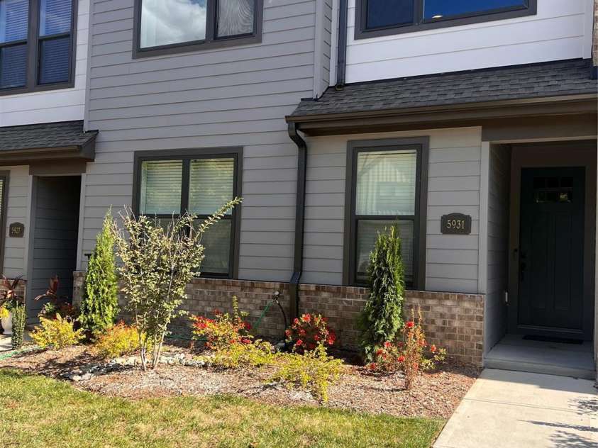 5931 Ardrey Kell Road, Charlotte, NC 28277.  MLS# CAR4260293, YatesRealty ID 115. 