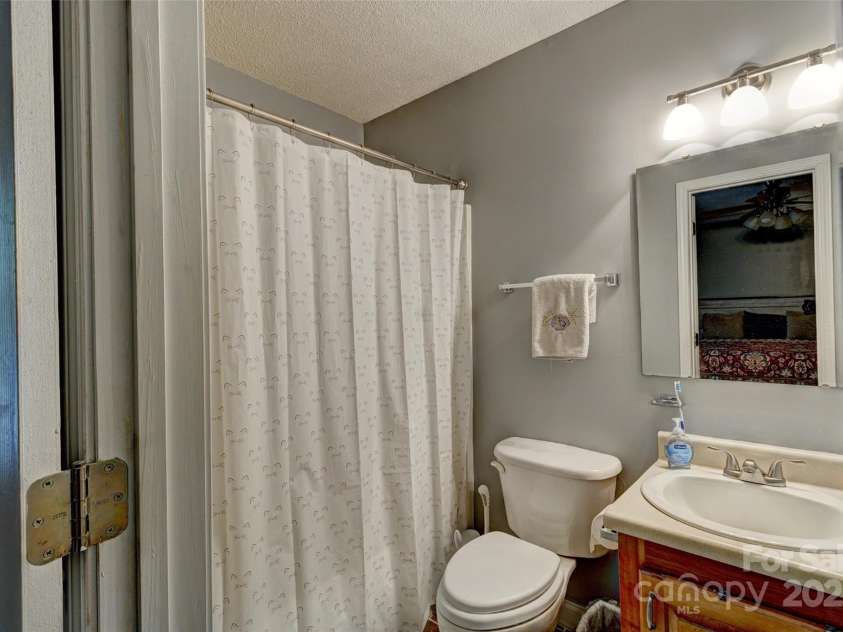 221 Delview Drive, Cherryville, NC 28021.  MLS# CAR4248842, YatesRealty ID 11500. 