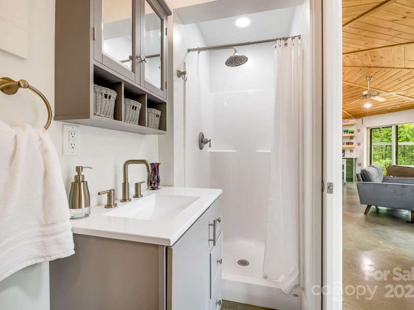 16 Caddis Court, Marshall, NC 28753.  MLS# CAR4252395, YatesRealty ID 11501. 