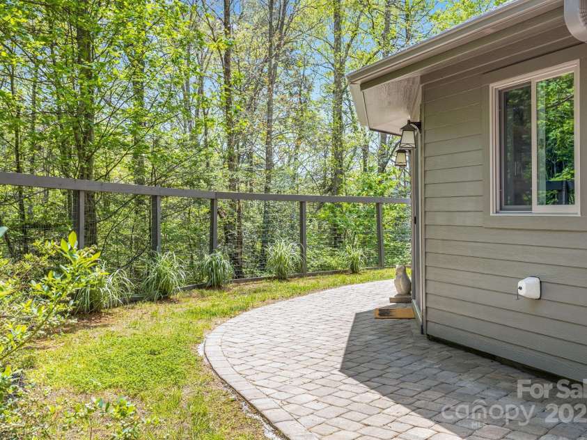 16 Caddis Court, Marshall, NC 28753.  MLS# CAR4252395, YatesRealty ID 11501. 