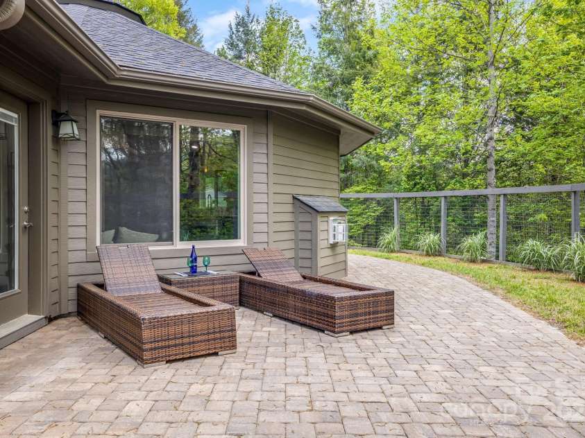 16 Caddis Court, Marshall, NC 28753.  MLS# CAR4252395, YatesRealty ID 11501. 